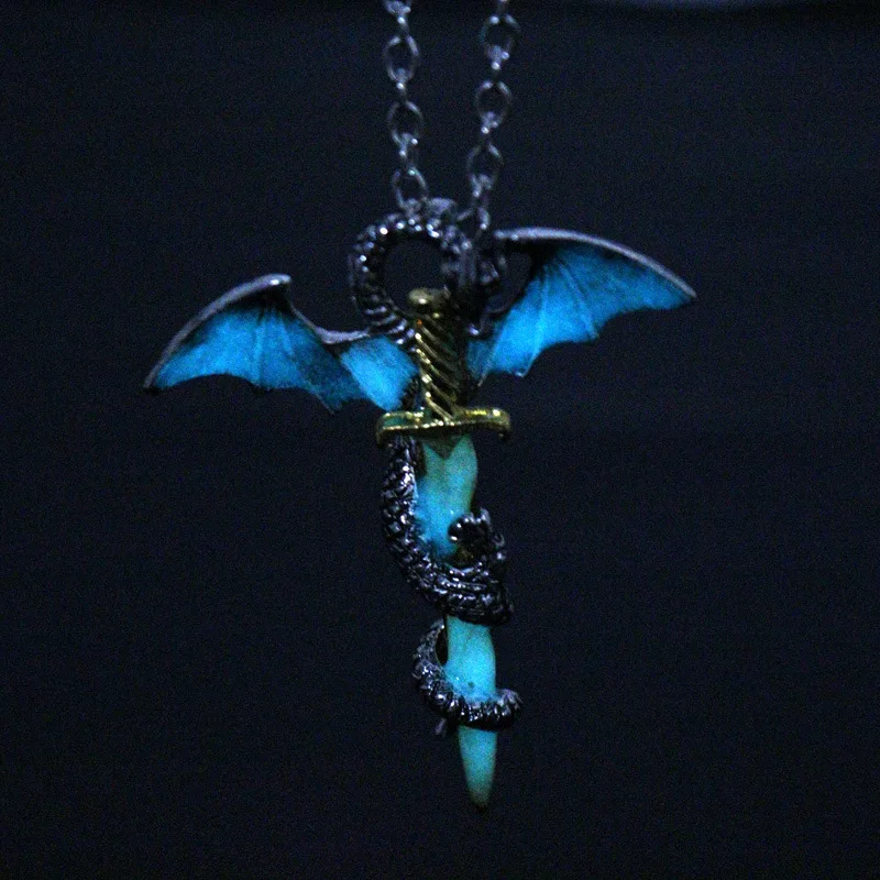 Collier pendentif dragon Shoous Steampunk vintage pour femmes et hommes, clavicule animale, bijoux de poule, lueur dans le noir, JOPunk Collier pendentif dragon Shoous Steampunk vintage pour femmes et hommes, clavicule animale, bijoux de poule, lueur dans le noir, JOPunk
