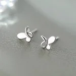 Mini boucles d’oreilles papillon en argent regardé 925 véritable pour femme, bijoux fins minimalistes, insecte mignon, accessoires version coréenne Mini boucles d’oreilles papillon en argent regardé 925 véritable pour femme, bijoux fins minimalistes, insecte mignon, accessoires version coréenne