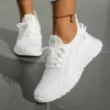 femmes chaussures baskets décontractées automne 2025 nouvelle mode loisirs sport chaussures simples en gros usine transfrontalière tendance mouche tissage