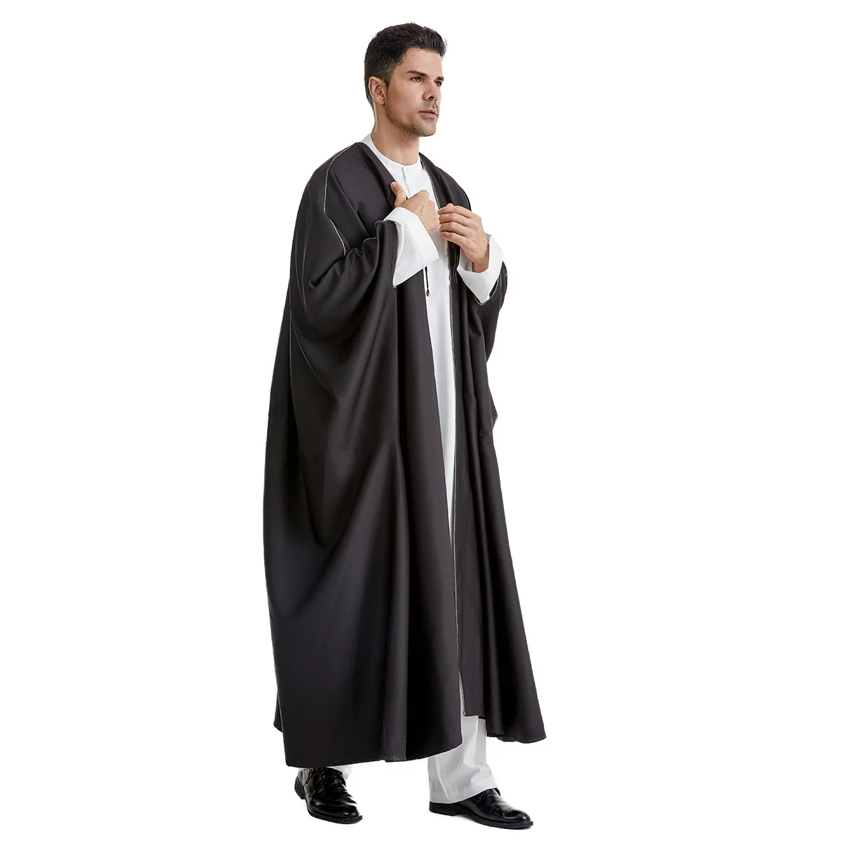 abaya 2024 nouveau style robe pour hommes, arabe, saoudien, iranien, dubaï, émirats arabes unis hommes musulmans mode vêtements d'extérieur m xl abaya 2024 nouveau style robe pour hommes, arabe, saoudien, iranien, dubaï, émirats arabes unis hommes musulmans mode vêtements d'extérieur m xl