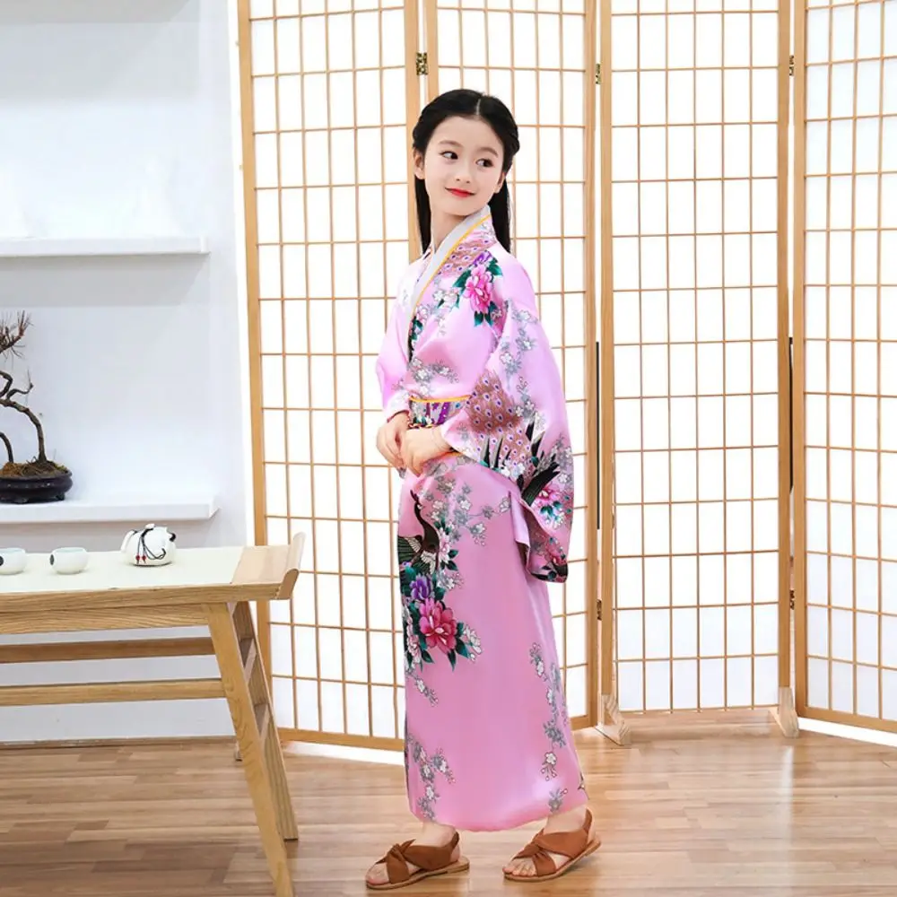 kimono japonais traditionnel imprimé floral pour enfants, robe kimono sakura pour enfants asiatiques, nouvelle élégance kimono japonais traditionnel imprimé floral pour enfants, robe kimono sakura pour enfants asiatiques, nouvelle élégance
