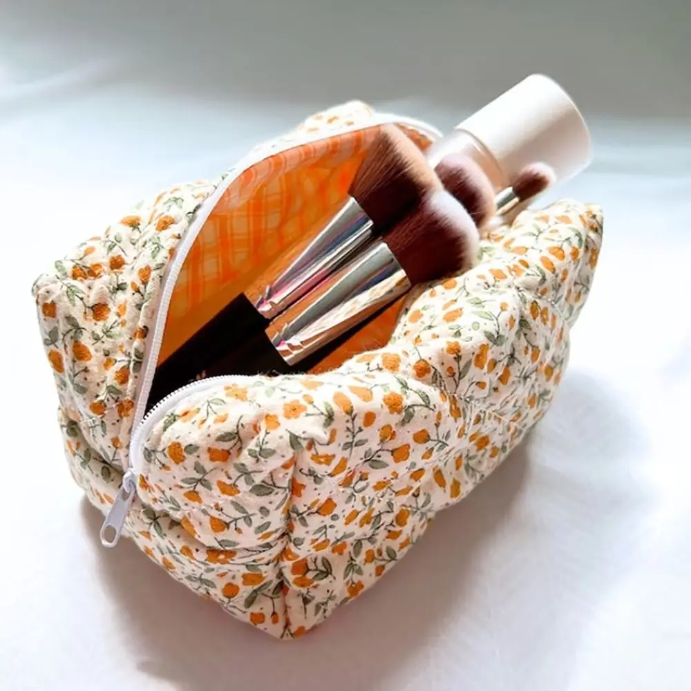 sac de maquillage matelassé matelassé à imprimé de fleurs, sac à main de rangement, trousse de toilette, poudres cosmétiques, grand sac de voyage, 1pc sac de maquillage matelassé matelassé à imprimé de fleurs, sac à main de rangement, trousse de toilette, poudres cosmétiques, grand sac de voyage, 1pc