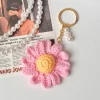pendentif fleur de marguerite fait à la main au crochet pour sac à main, produits finis au crochet, porte clés à fleurs tricotées, accessoires au crochet