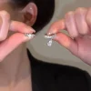 boucles d'oreilles à clip en perles de zircone pour femmes, couleur argent, manchette d'oreille géométrique sans piercing, bijoux cadeaux pour filles