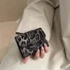 pochette pour pièces de monnaie portable imprimé léopard, portefeuille texture plusieurs cartes, porte monnaie carré court, sac pour cartes en pu de style coréen classique pour rencontres