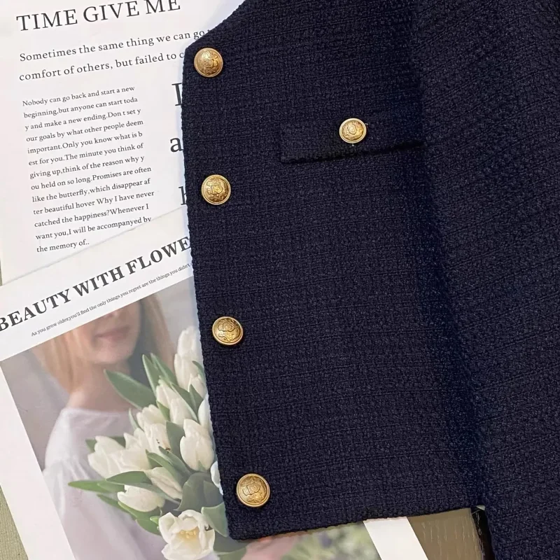 petite veste de costume bleu marine pour femmes, haut design d'épissure à la mode française, nouvelle collection automne petite veste de costume bleu marine pour femmes, haut design d'épissure à la mode française, nouvelle collection automne