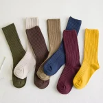 1 paire de chaussettes coréennes pour femmes, nouvelles chaussettes amples en coton, couleur unie, automne hiver, tricot rétro, bas pour étudiantes filles