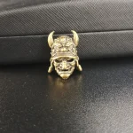 Nez d&rsquo;aigle japonais samouraï casque couteau en laiton perle en laiton tissé paracorde lanière pendentif extérieur EDC parapluie corde bricolage accessoire