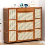 Armoire à chaussures d&rsquo;entrée haute avec porte rabattable pour couloir extérieur, unité d&rsquo;entrée intégrée de grande capacité pour espaces étroits de la maison