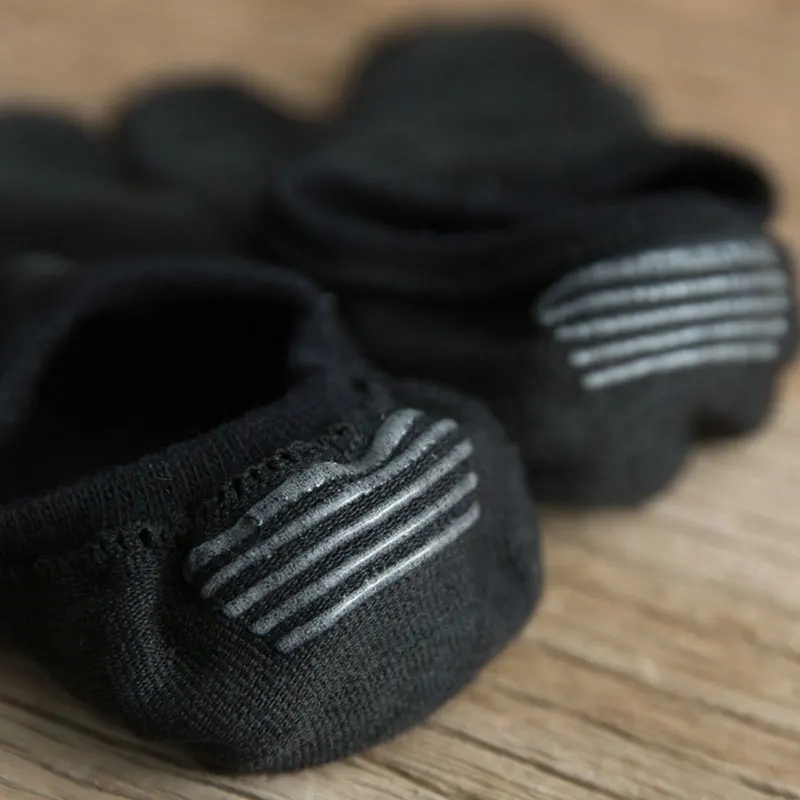 couple tabi chaussettes deux doigts coton peigné bateau chaussettes solide respirant deux orteils antidérapant invisible coupe basse chaussettes pour femmes hommes couple tabi chaussettes deux doigts coton peigné bateau chaussettes solide respirant deux orteils antidérapant invisible coupe basse chaussettes pour femmes hommes