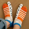 Chaussettes amusantes et mignonnes à bout fendu pour femmes, chaussettes courtes imprimées de baleine de requin de dessin animé, douces, confortables et respirantes pour étudiants Chaussettes amusantes et mignonnes à bout fendu pour femmes, chaussettes courtes imprimées de baleine de requin de dessin animé, douces, confortables et respirantes pour étudiants