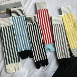 Soie brillante côtelé coloré rayures verticales rétro coton peigné bout fendu femme chaussettes doux deux orteils japonais femmes Tabi Sox