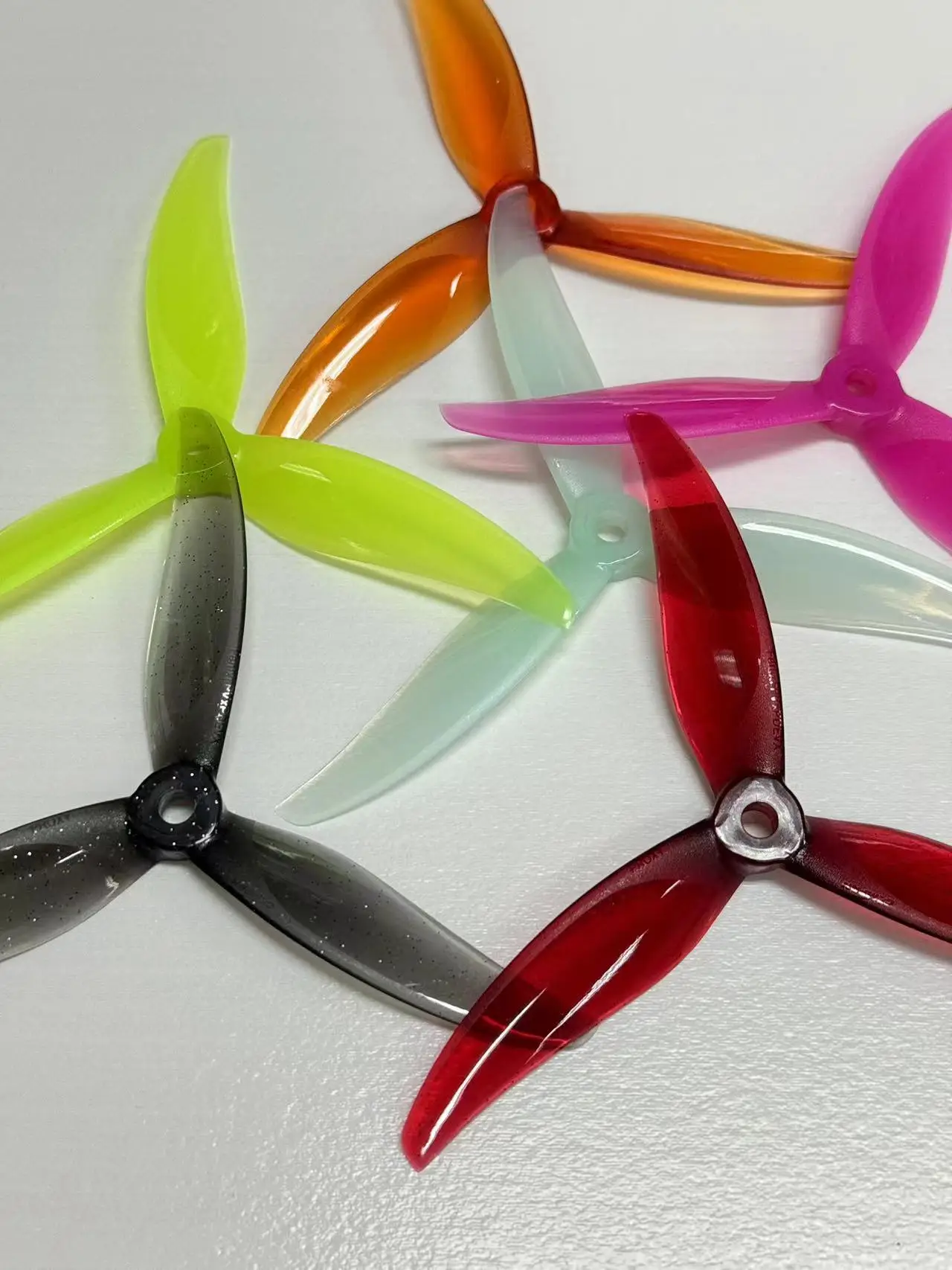gemfan hélice leic blade, fpv frekoufor fpv racing frekoudrone parts, proxy 5127.5, 5 ", 3 pales, 4pcs, 2 paires, nouveau gemfan hélice leic blade, fpv frekoufor fpv racing frekoudrone parts, proxy 5127.5, 5 ", 3 pales, 4pcs, 2 paires, nouveau