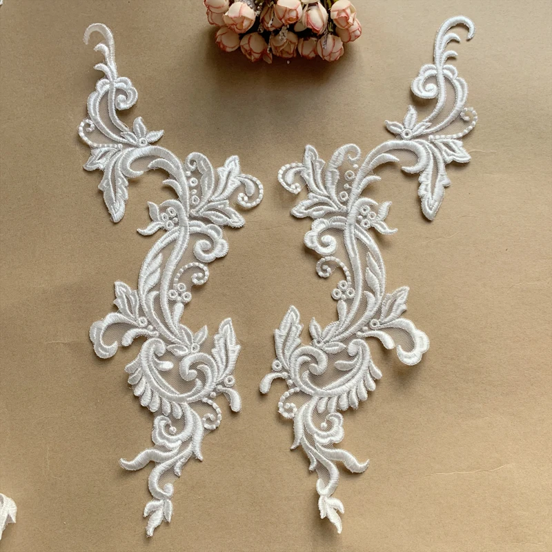 dentelle brodée blanche de riz de contour de fil d'argent de modèle européen, matériaux de patch de robe de mariage de bricolage, combinaison d'ab, nouveau, 2024 dentelle brodée blanche de riz de contour de fil d'argent de modèle européen, matériaux de patch de robe de mariage de bricolage, combinaison d'ab, nouveau, 2024