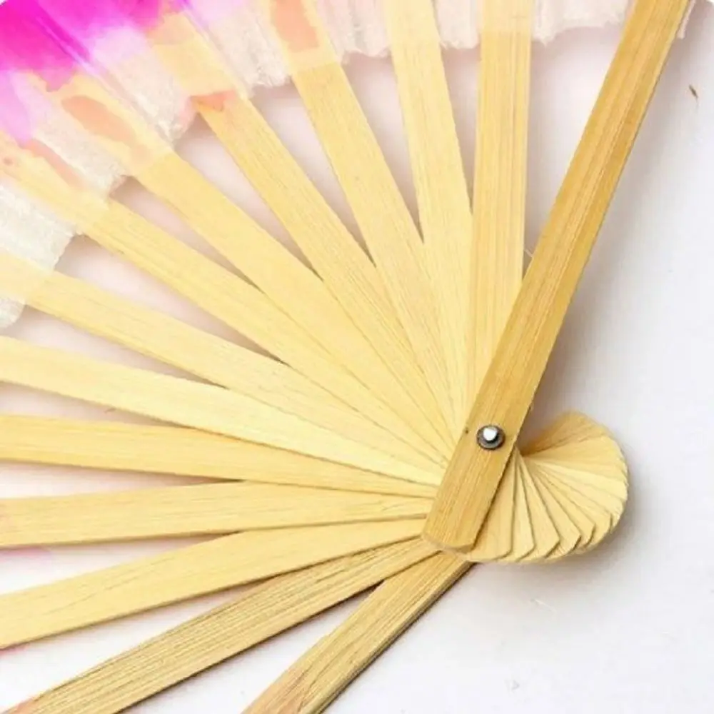 Éventail de danse yangko multicolore fait à la main, voile de soie classique de style chinois, demi cercle en soie, éventails de danse du ventre, art populaire chinois Éventail de danse yangko multicolore fait à la main, voile de soie classique de style chinois, demi cercle en soie, éventails de danse du ventre, art populaire chinois