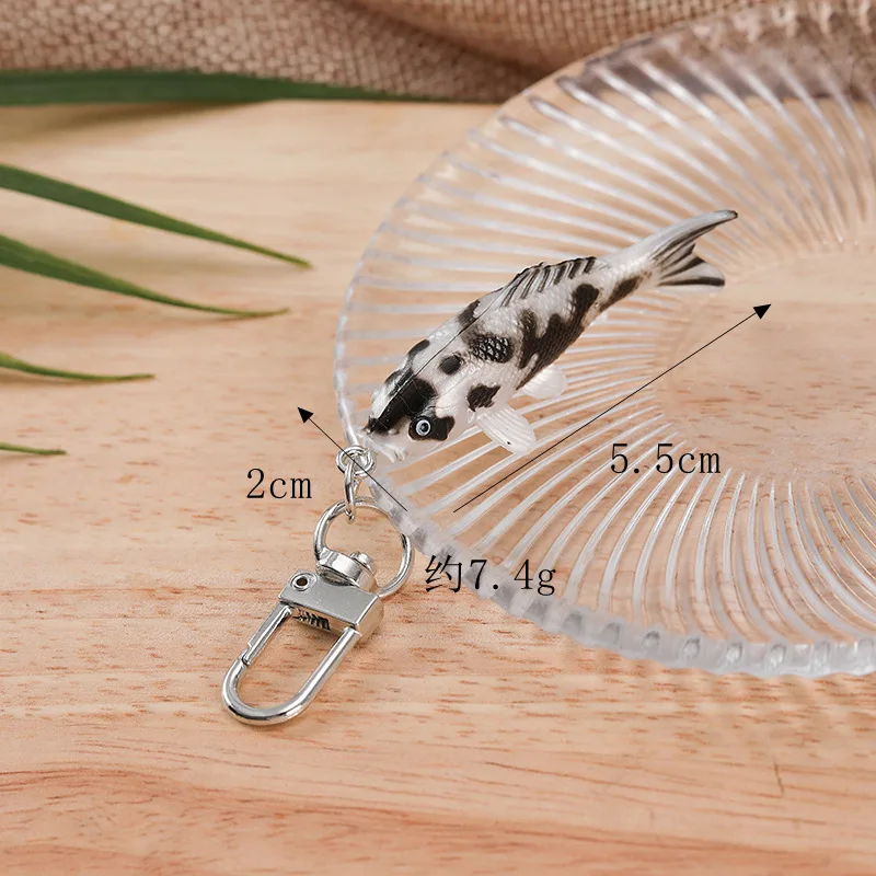 porte clés modèle de poisson koi de simulation créative, articles décoratifs de poisson ornemental, ornements de scène fluide, sacs et pendentifs porte clés modèle de poisson koi de simulation créative, articles décoratifs de poisson ornemental, ornements de scène fluide, sacs et pendentifs