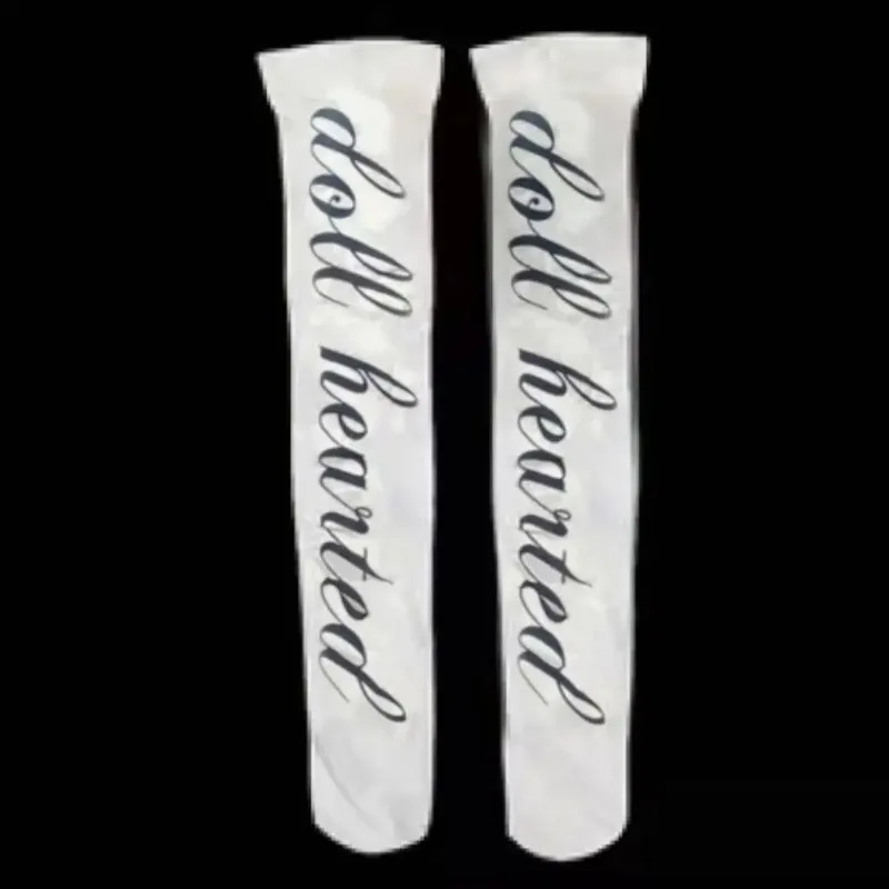 y2k blanc sexy sous culture graffiti punk imprimé chaussettes longues sur les cuisses hautes y2k cosplay chaussettes mignonnes kawaii y2k blanc sexy sous culture graffiti punk imprimé chaussettes longues sur les cuisses hautes y2k cosplay chaussettes mignonnes kawaii