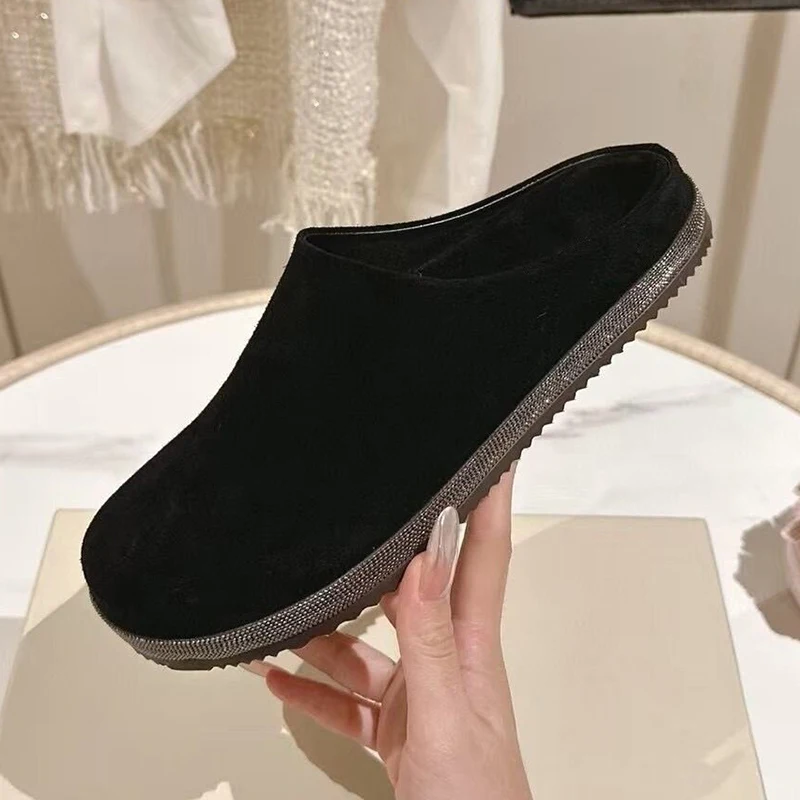 baotou – demi pantoufles à semelle épaisse pour femmes, pantoufles plates en perles, chaussures décontractées en daim, diapositives de printemps et d'automne, mules paresseuses d'extérieur baotou – demi pantoufles à semelle épaisse pour femmes, pantoufles plates en perles, chaussures décontractées en daim, diapositives de printemps et d'automne, mules paresseuses d'extérieur