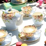 Service à café européen 15 pièces, théière à fleurs en céramique, tasse en porcelaine à la mode et porcelaine domestique Service à café européen 15 pièces, théière à fleurs en céramique, tasse en porcelaine à la mode et porcelaine domestique