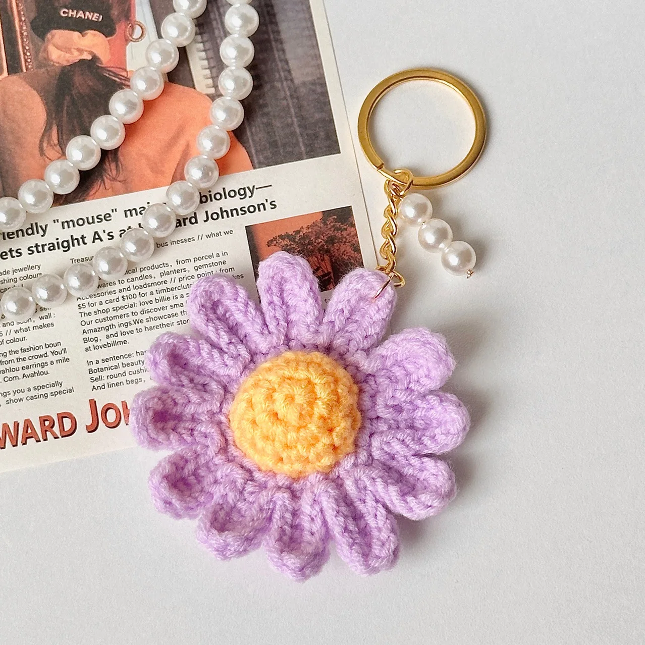 pendentif fleur de marguerite fait à la main au crochet pour sac à main, produits finis au crochet, porte clés à fleurs tricotées, accessoires au crochet pendentif fleur de marguerite fait à la main au crochet pour sac à main, produits finis au crochet, porte clés à fleurs tricotées, accessoires au crochet