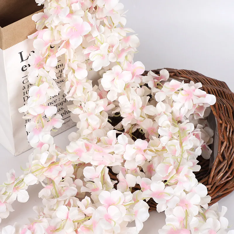 ficelle de vigne pour décoration de plafond, fausse fleur, pour fête de mariage, arche d'enroulement, mise en page carniva ficelle de vigne pour décoration de plafond, fausse fleur, pour fête de mariage, arche d'enroulement, mise en page carniva