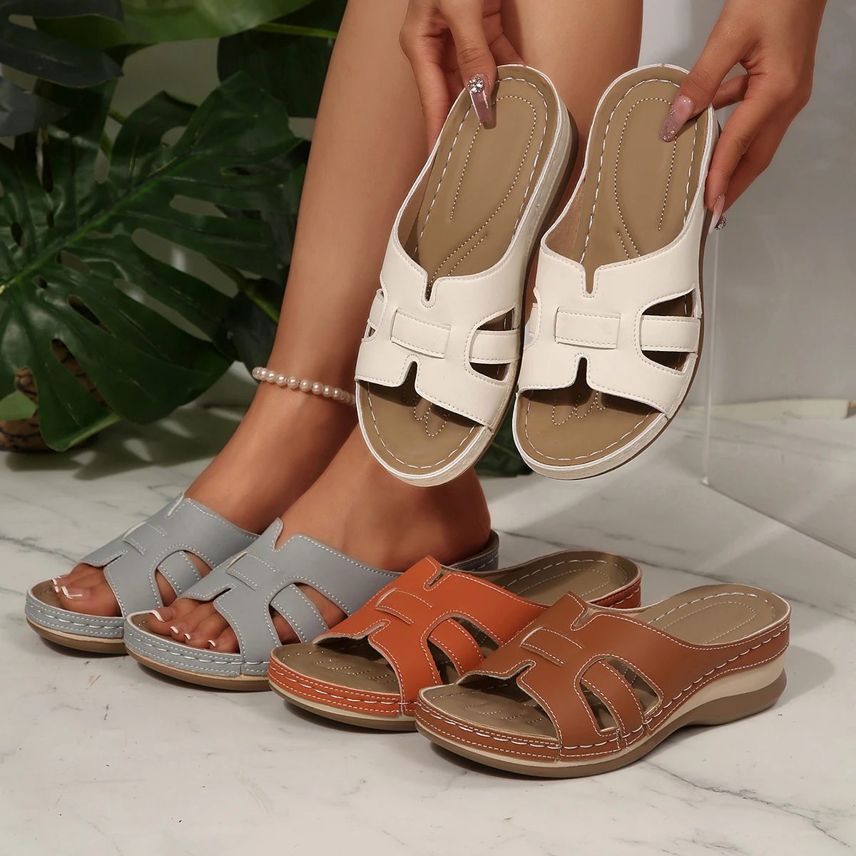 pantoufles compensées vintage en cuir antidérapant pour femmes, sandales orthopédiques de qualité supérieure, chaussures rétro à plateforme décontractée, diapositives de maison pour femmes pantoufles compensées vintage en cuir antidérapant pour femmes, sandales orthopédiques de qualité supérieure, chaussures rétro à plateforme décontractée, diapositives de maison pour femmes