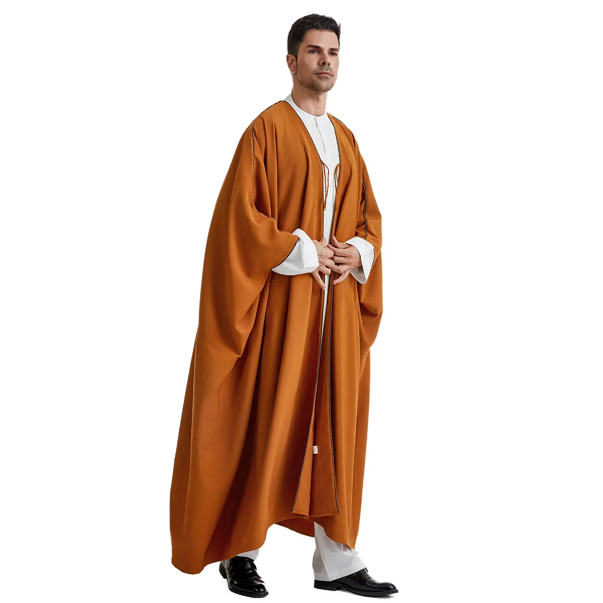 abaya 2024 nouveau style robe pour hommes, arabe, saoudien, iranien, dubaï, émirats arabes unis hommes musulmans mode vêtements d'extérieur m xl abaya 2024 nouveau style robe pour hommes, arabe, saoudien, iranien, dubaï, émirats arabes unis hommes musulmans mode vêtements d'extérieur m xl