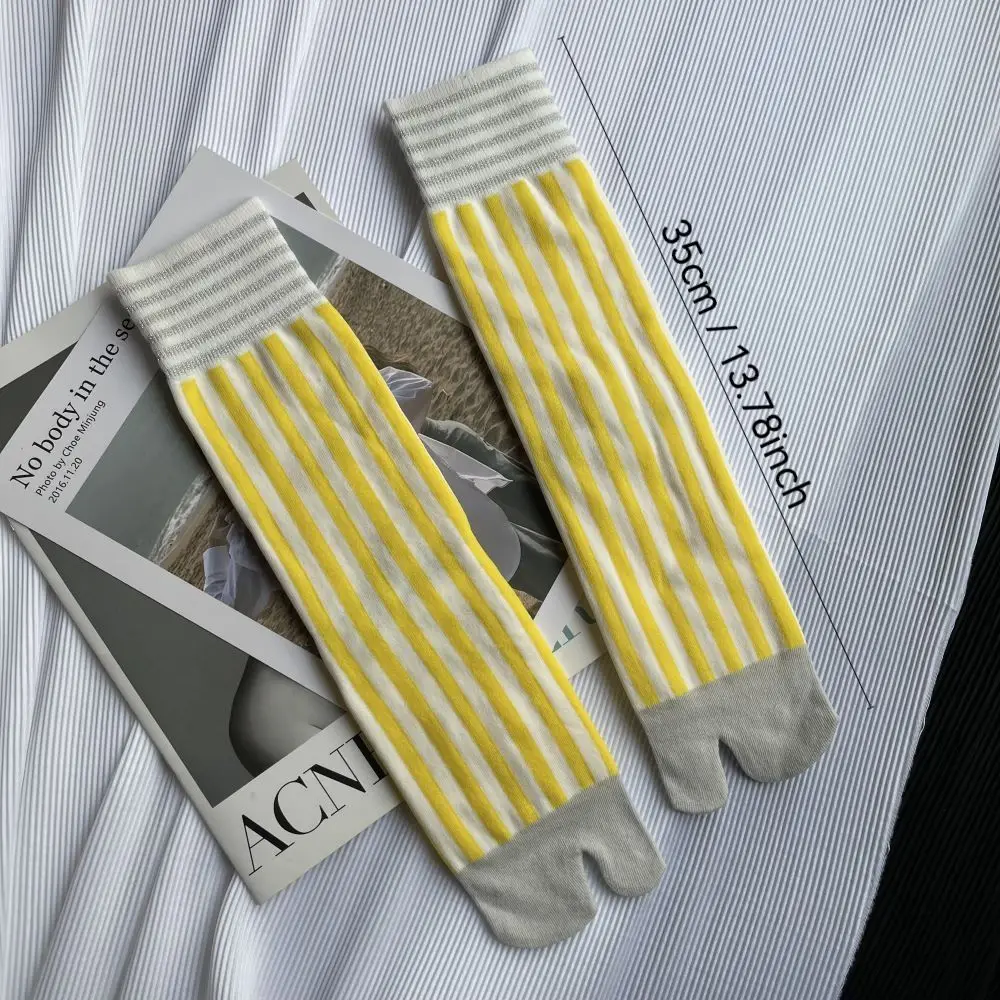 chaussettes rétro colorées à bout rayé, tube central fendu, en coton peigné, harajuku, chaussettes tabi japonaises pour femmes chaussettes rétro colorées à bout rayé, tube central fendu, en coton peigné, harajuku, chaussettes tabi japonaises pour femmes