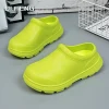 chaussures de cuisine légères noires pour hommes et femmes, pantoufles de plage en plein air, sandales de marche confortables, chaussures de cuisine à la mode