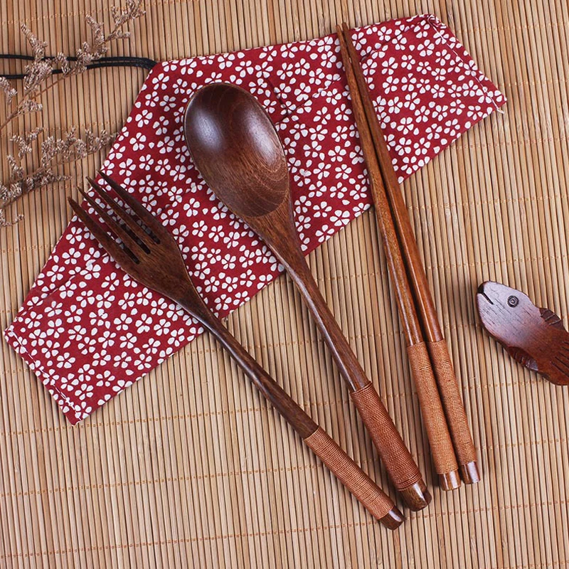 sac à couverts portable, impression japonaise, cliquets réutilisables, paille, baguettes, poudres de couverts, proximité, sac à coutellerie, cuillère, fourchette sac à couverts portable, impression japonaise, cliquets réutilisables, paille, baguettes, poudres de couverts, proximité, sac à coutellerie, cuillère, fourchette
