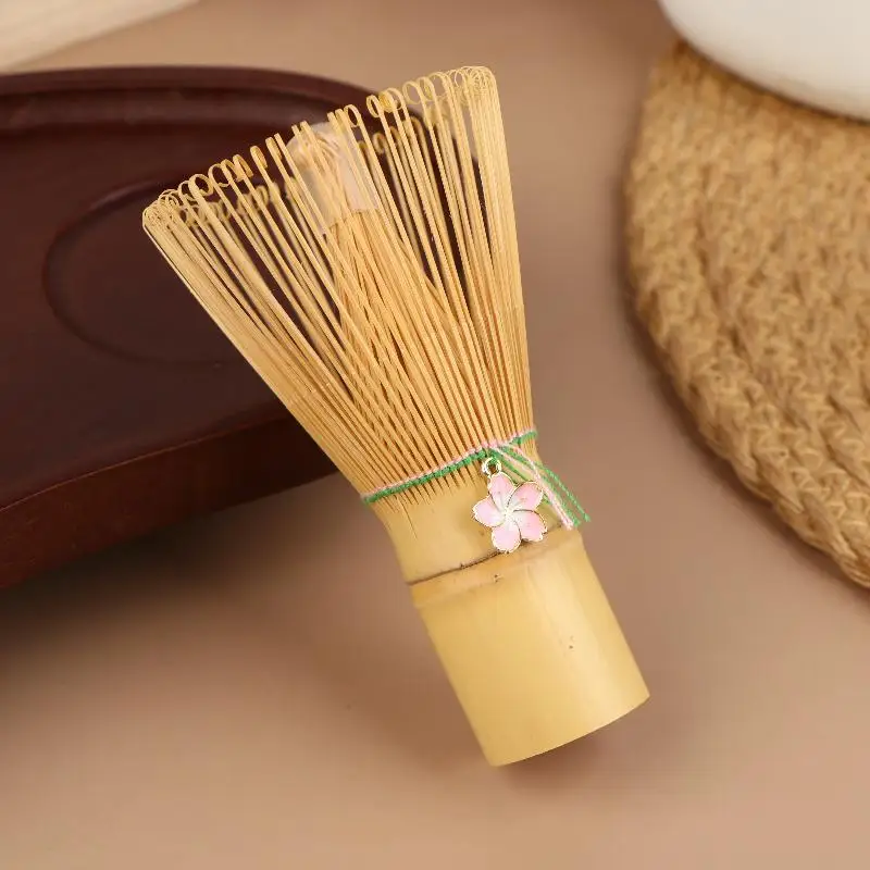 1x fouet à thé en bambou japonais avec pendentif fleur de cerisier chasen matcha thé vert poudre fouet brosse à thé accessoires d'outils de cuisine 1x fouet à thé en bambou japonais avec pendentif fleur de cerisier chasen matcha thé vert poudre fouet brosse à thé accessoires d'outils de cuisine