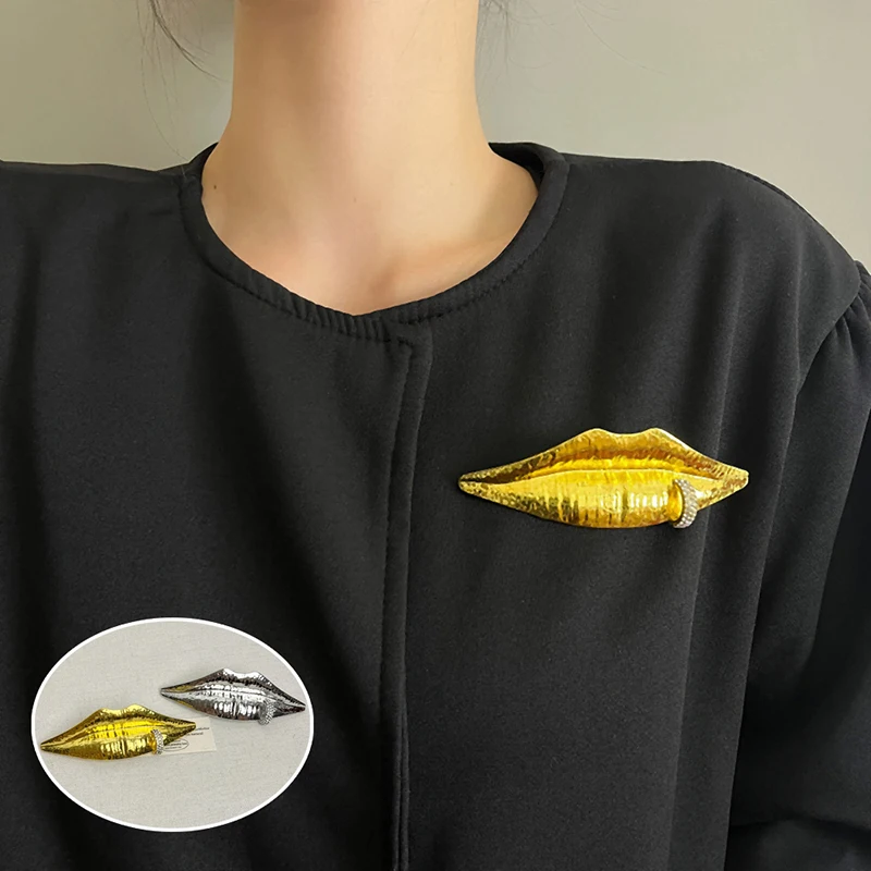 Broche en forme de lèvre pour femmes, bijoux à la mode, Design européen et américain, cadeaux de fête, accessoires exagérés, nouvelle tendance Broche en forme de lèvre pour femmes, bijoux à la mode, Design européen et américain, cadeaux de fête, accessoires exagérés, nouvelle tendance