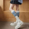 femmes nouveaux bas japonais hiver épaissir chaud court coton décontracté multicolore rayé chaussettes cuisse haute chaussettes pour les femmes