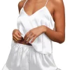ensemble pyjama sexy en satin de soie pour femme – haut caraco à col en v et short à volants, lingerie de mariée, parfait pour les vêtements de nuit