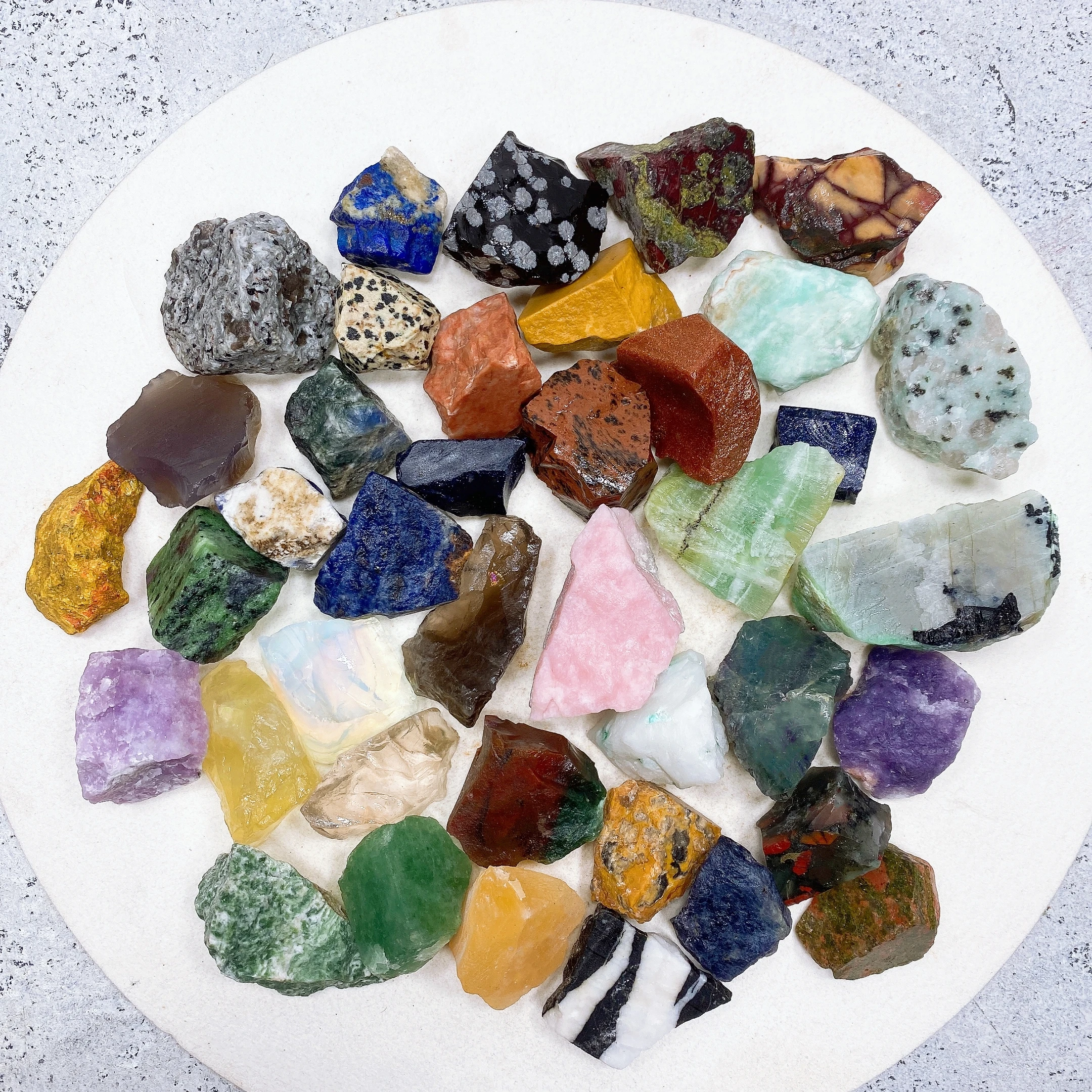 pierre brute en cristal naturel de haute qualité, minerai de quartz, roche de guérison reiki, spécimen minéral brut, décoration d'aquarium de maison, cadeau d'enseignement pierre brute en cristal naturel de haute qualité, minerai de quartz, roche de guérison reiki, spécimen minéral brut, décoration d'aquarium de maison, cadeau d'enseignement