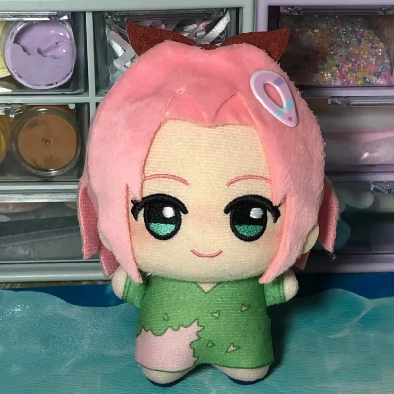 en stock naruto anime naruto itachi sakura haruno peluche poupée douce peluche mignon sac à dos charme collection cadeau d'anniversaire en stock naruto anime naruto itachi sakura haruno peluche poupée douce peluche mignon sac à dos charme collection cadeau d'anniversaire