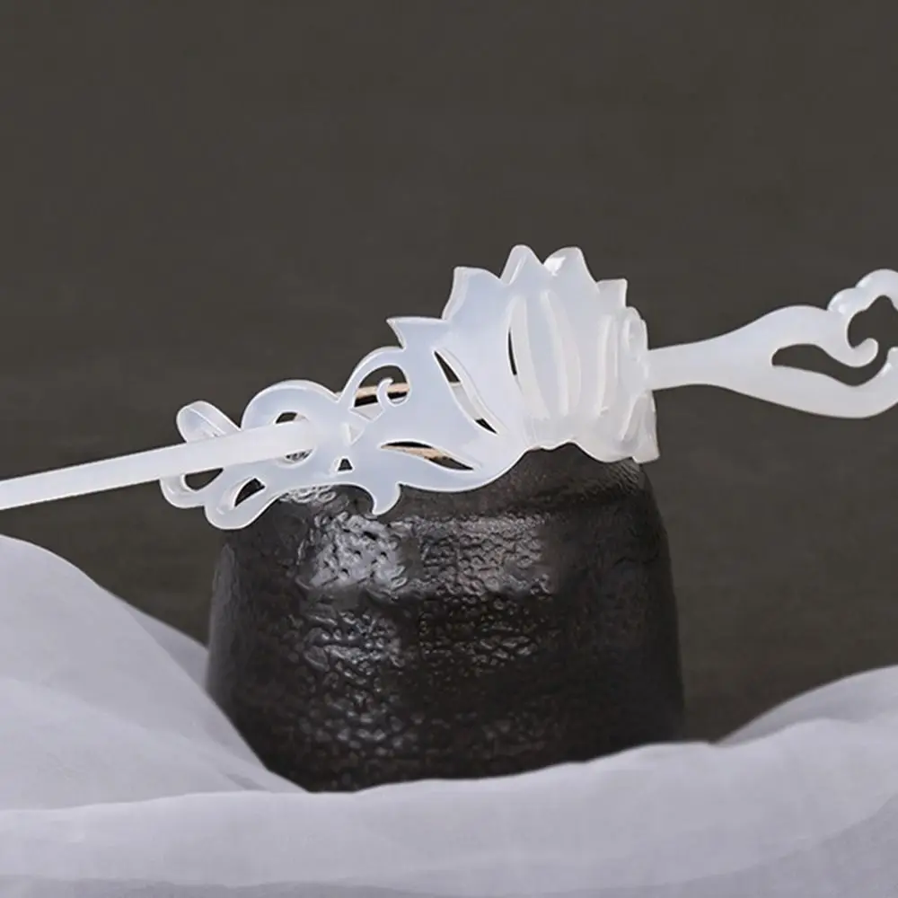 Épingle à cheveux de style chinois pour fille, accessoires pour cheveux, ruban, coiffure de mariée, bâtons de cheveux hanfu, couronne de cheveux de style prairie, vêtements de sauna Épingle à cheveux de style chinois pour fille, accessoires pour cheveux, ruban, coiffure de mariée, bâtons de cheveux hanfu, couronne de cheveux de style prairie, vêtements de sauna