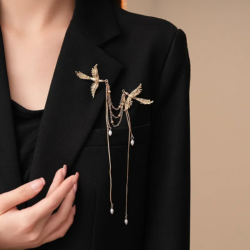 Broche Phoenix Fire pour hommes et femmes, longues broches à franges délicates, animal, oiseau, corsage, vêtements, sacs, accessoires de fête Broche Phoenix Fire pour hommes et femmes, longues broches à franges délicates, animal, oiseau, corsage, vêtements, sacs, accessoires de fête