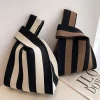 sac à main en tricot fait à la main pour femme, mini sac de poignet à nœud, sac fourre tout à carreaux à large rayure, sacs à provisions réutilisables pour étudiants, document décontracté japonais