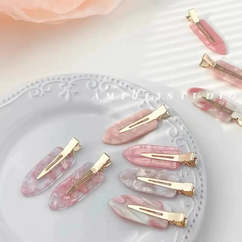 pince à cheveux simple sakura rose sans couture pour femmes, feuille d'acétate sans flequille courbée, pince à bec de canard, épingles à cheveux, outil de coiffure, 2 pièces pince à cheveux simple sakura rose sans couture pour femmes, feuille d'acétate sans flequille courbée, pince à bec de canard, épingles à cheveux, outil de coiffure, 2 pièces