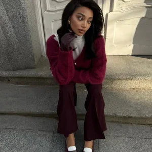 Homair femmes pull avec écharpe gris manches longues col en v simple boutonnage femme Cardigan 2025 automne mode confortable dame tricots Homair femmes pull avec écharpe gris manches longues col en v simple boutonnage femme Cardigan 2025 automne mode confortable dame tricots