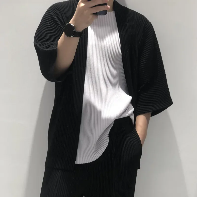 miyake veste plissée hommes cardigan japonais 2025 printemps et été nouveau plissé hommes ample grands yards veste cent hauts amples miyake veste plissée hommes cardigan japonais 2025 printemps et été nouveau plissé hommes ample grands yards veste cent hauts amples