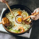 Cuillère à soupe en bois Ramen Style japonais Ajiyaki avec trous Restaurant Nanmu Kamehameha cuillère marmite fuite Kicthen accessoires Cuillère à soupe en bois Ramen Style japonais Ajiyaki avec trous Restaurant Nanmu Kamehameha cuillère marmite fuite Kicthen accessoires