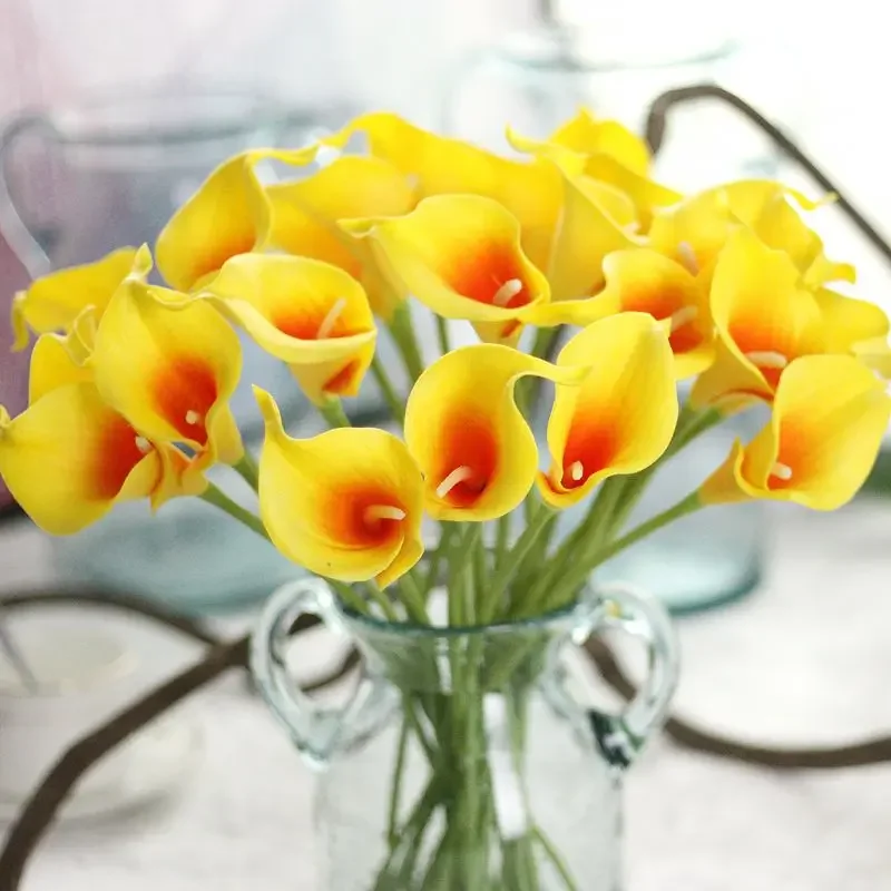 bouquets de fleurs de lys calla en pu, décoration d'automne pour la maison, plantes artificielles, fausses fleurs artificielles, décoration de mariage bouquets de fleurs de lys calla en pu, décoration d'automne pour la maison, plantes artificielles, fausses fleurs artificielles, décoration de mariage