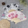 1 pièces original en bois main fleur bambou ventilateur de poche décoration fiestas chinois japonais pliant ventilateur pour la décoration intérieure