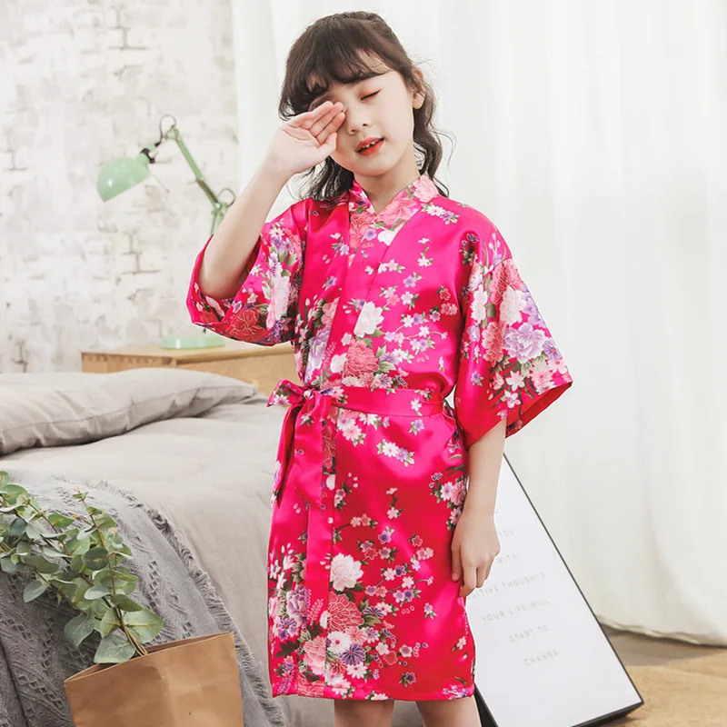 kimono en satin imprimé floral pour bébés filles, peignoir d'été, vêtements de nuit kimono en satin imprimé floral pour bébés filles, peignoir d'été, vêtements de nuit