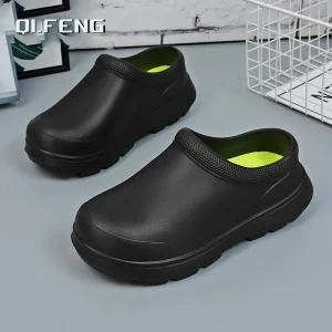 Chaussures de cuisine légères noires pour hommes et femmes, pantoufles de plage en plein air, sandales de marche confortables, chaussures de cuisine à la mode