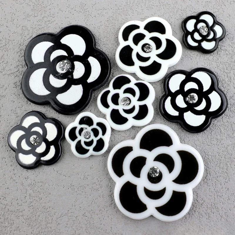 Accessoires de couverture de téléphone portable bricolage, fleurs de camélia roses coréennes, patch graffiti bricolage, chaussures et chapeaux, pince à cheveux, matériel Accessoires de couverture de téléphone portable bricolage, fleurs de camélia roses coréennes, patch graffiti bricolage, chaussures et chapeaux, pince à cheveux, matériel