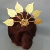 couvre chef de style ancien, coiffure thaïlandaise, couvre chef hanfu ancien, bâtons de cheveux en métal fleur, plume dorée, épingle à cheveux en forme de u pour femmes
