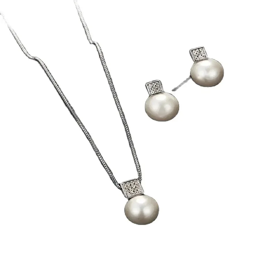 ensemble de bijoux avec pendentif en imitation de perles pour femmes, 2 pièces, collier, boucles d'oreilles, chaîne serpent, couleur argent, carré en métal, entièrement en cristal ensemble de bijoux avec pendentif en imitation de perles pour femmes, 2 pièces, collier, boucles d'oreilles, chaîne serpent, couleur argent, carré en métal, entièrement en cristal